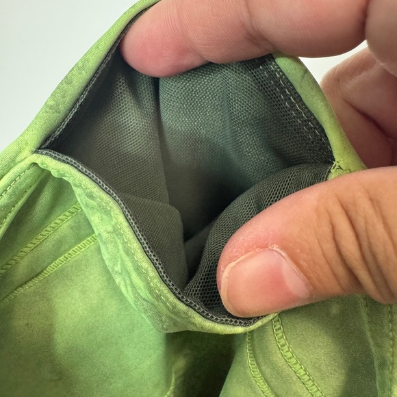 Lululemon Base Pace High-Rise Short 8" Green - Picture 6 of 11